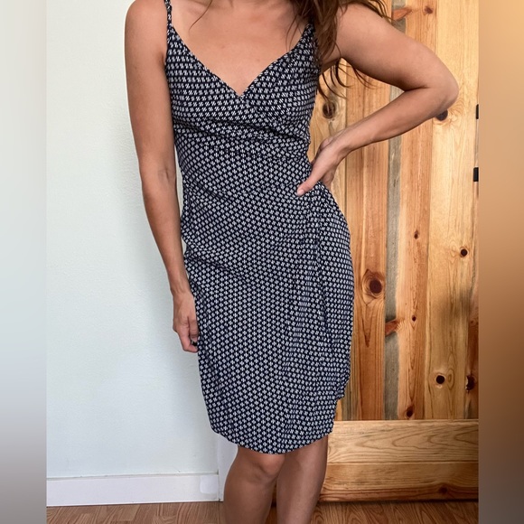 BAILEY44 Wrap style dress in navy with Aztec pattern. Size small. - Picture 2 of 7